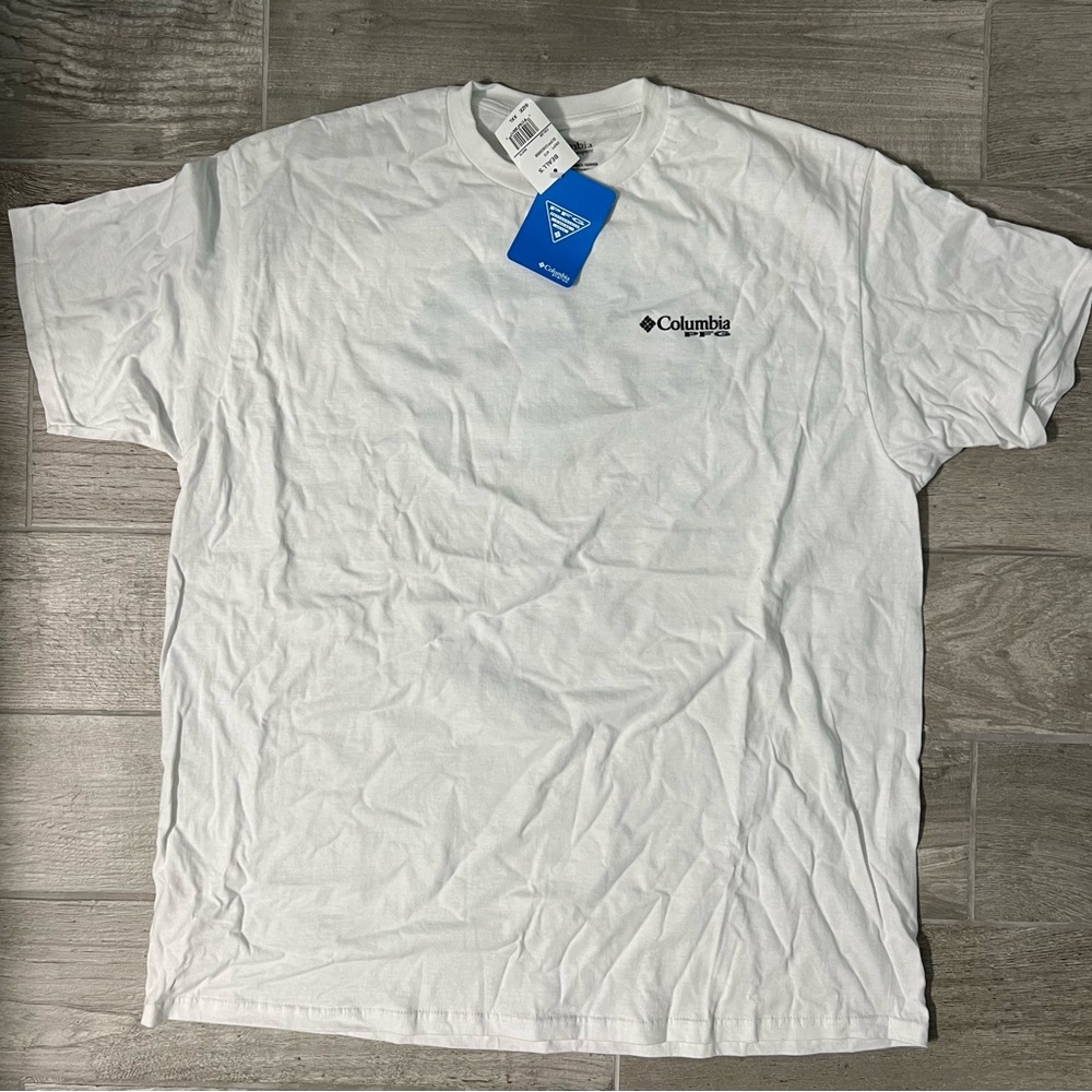 Columbia fishing tshirt